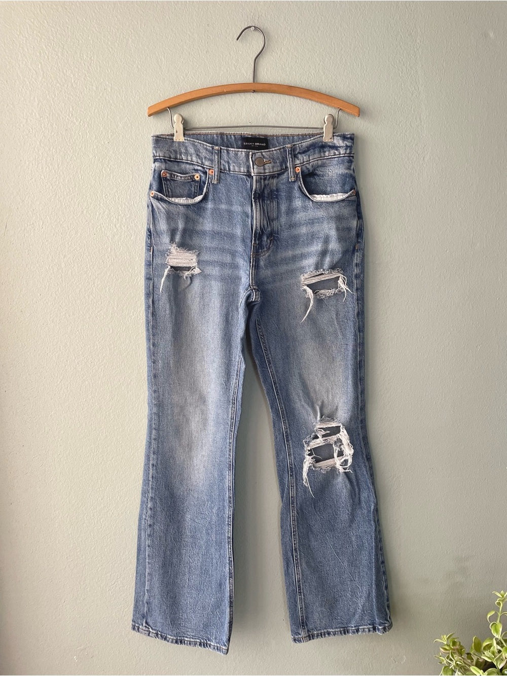 Lucky Brand | Boyfriend Mid Rise Flare Distressed Jeans